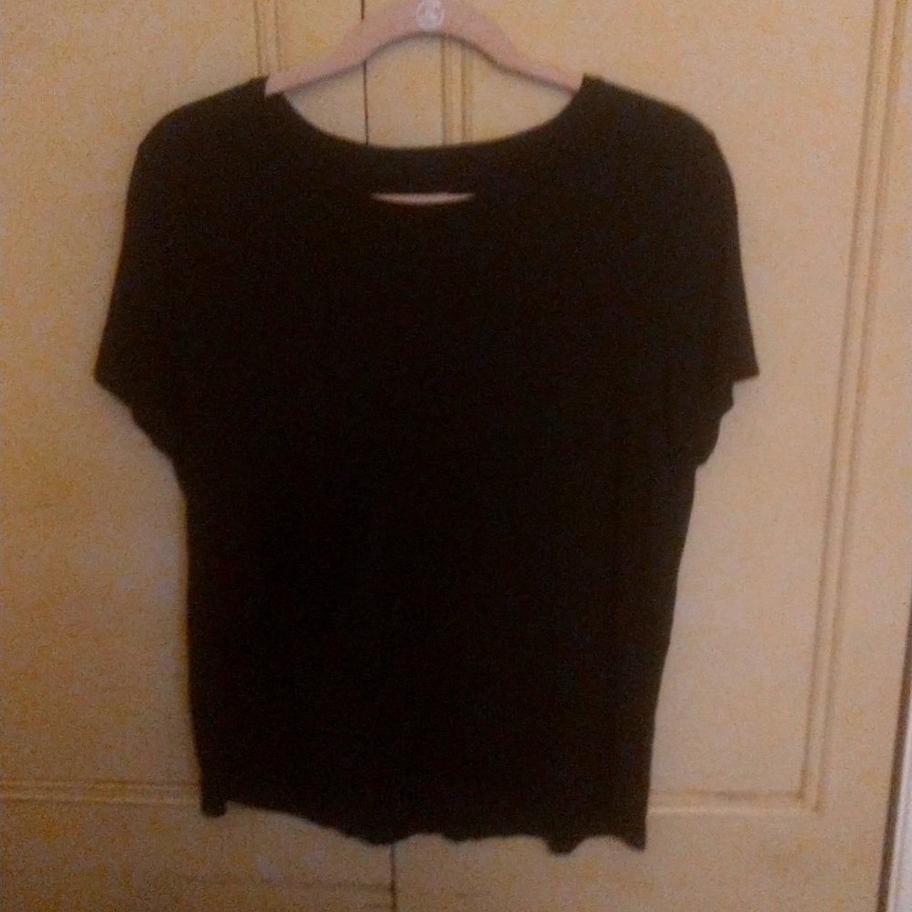 EUC Old Navy everywear T-Shirt